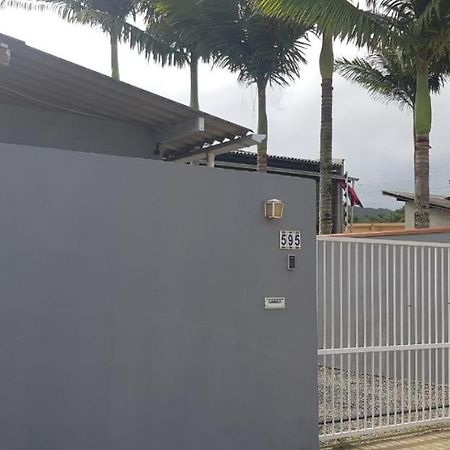 Residencial 300 Metros Do Parque Penha (Santa Catarina) Exterior photo